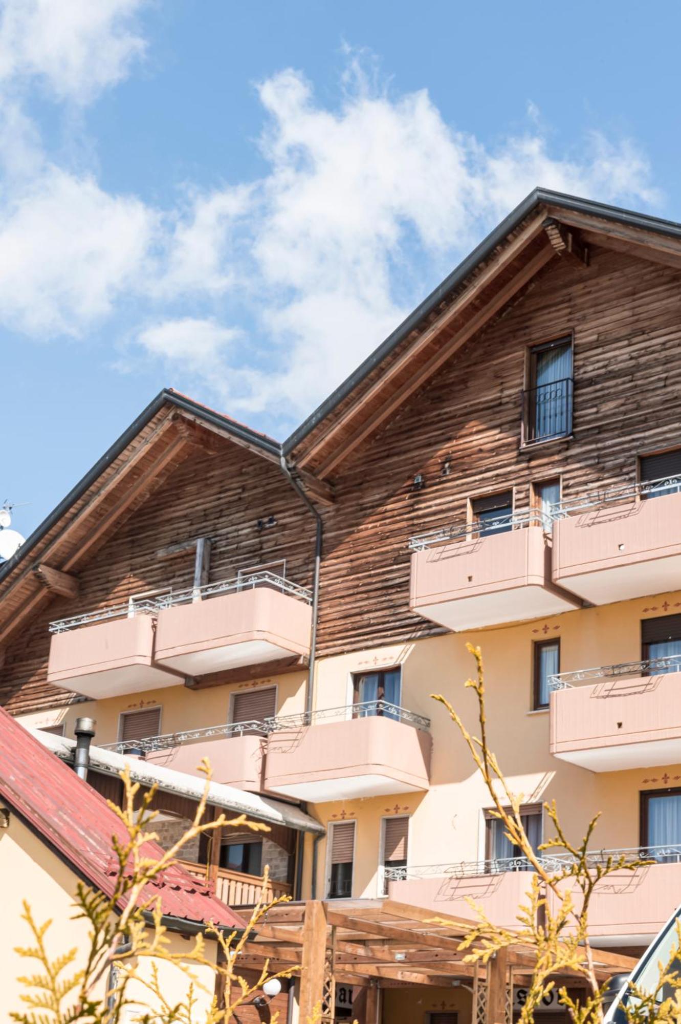 Hotel Vescovi Азиаго Экстерьер фото