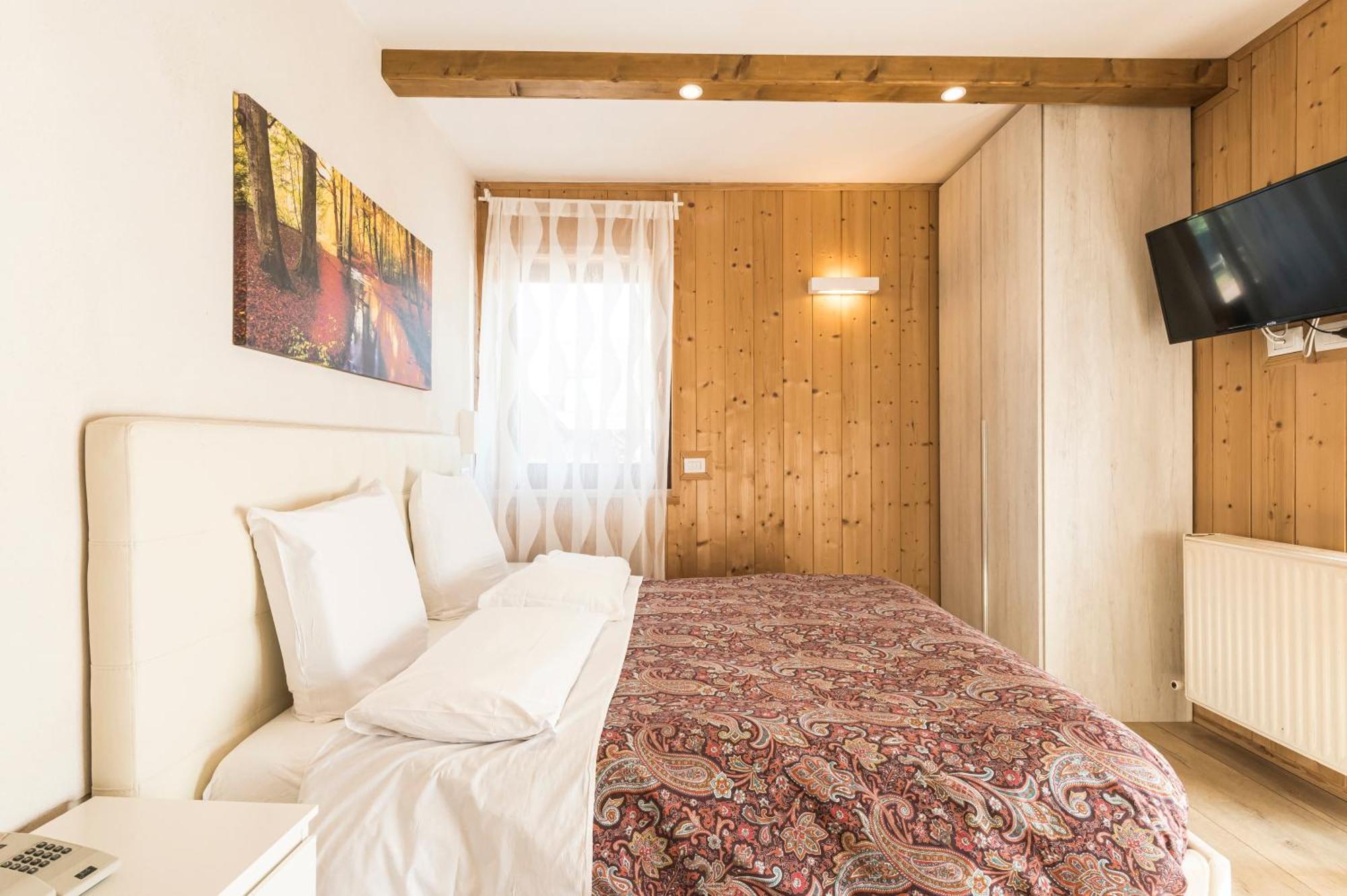 Hotel Vescovi Азиаго Экстерьер фото