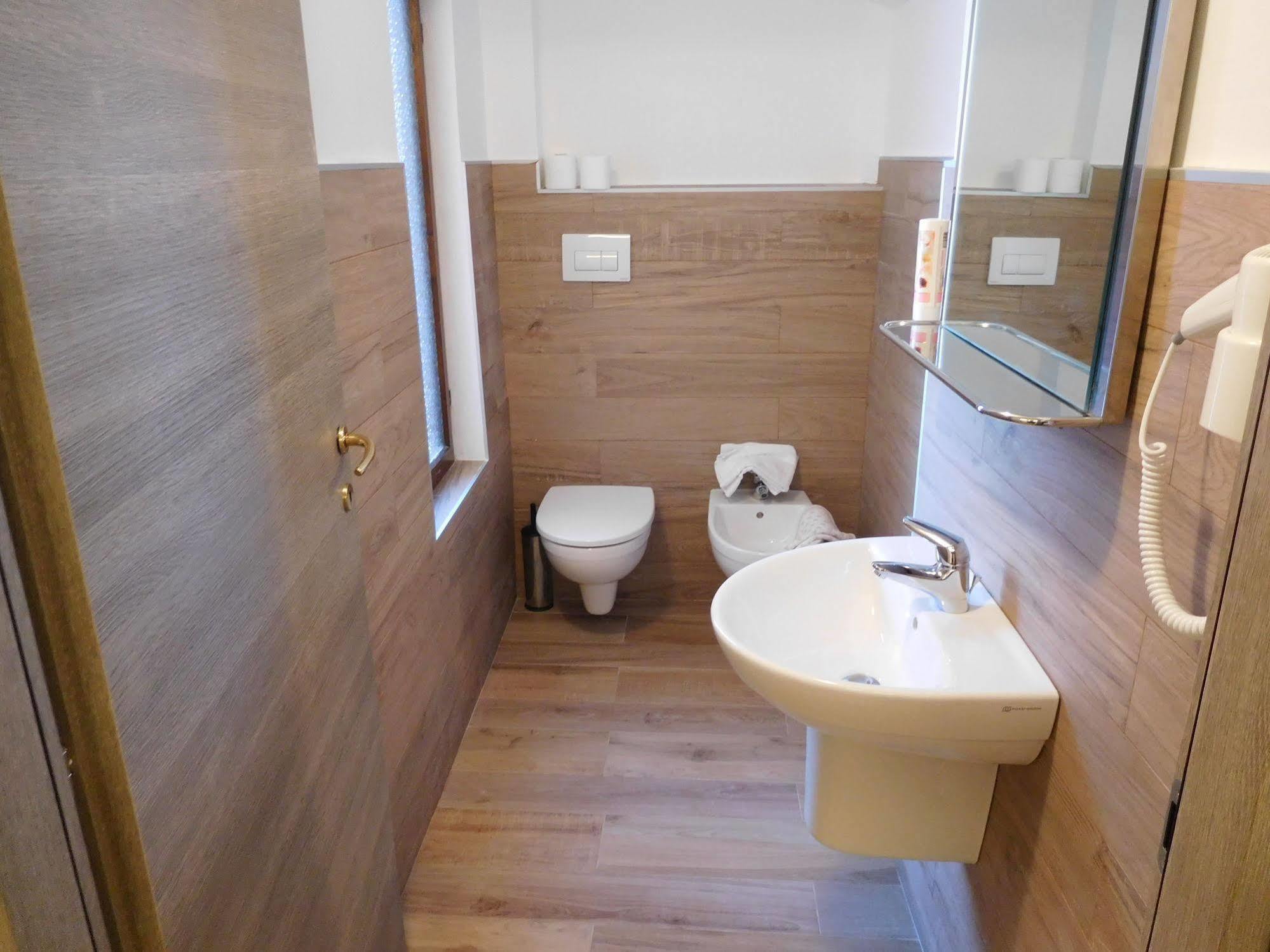 Hotel Vescovi Азиаго Экстерьер фото